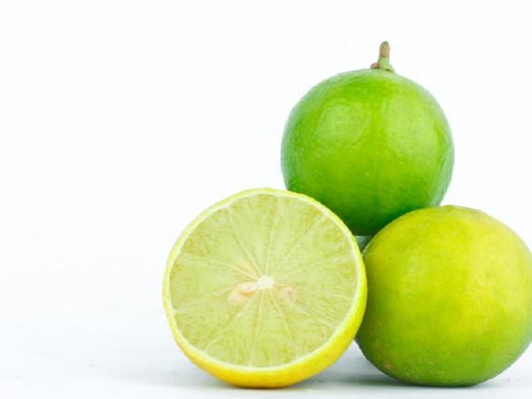 Wonderful Chaos: On “Home Remedies: Stories” by using Xuan Juliana Wang 1